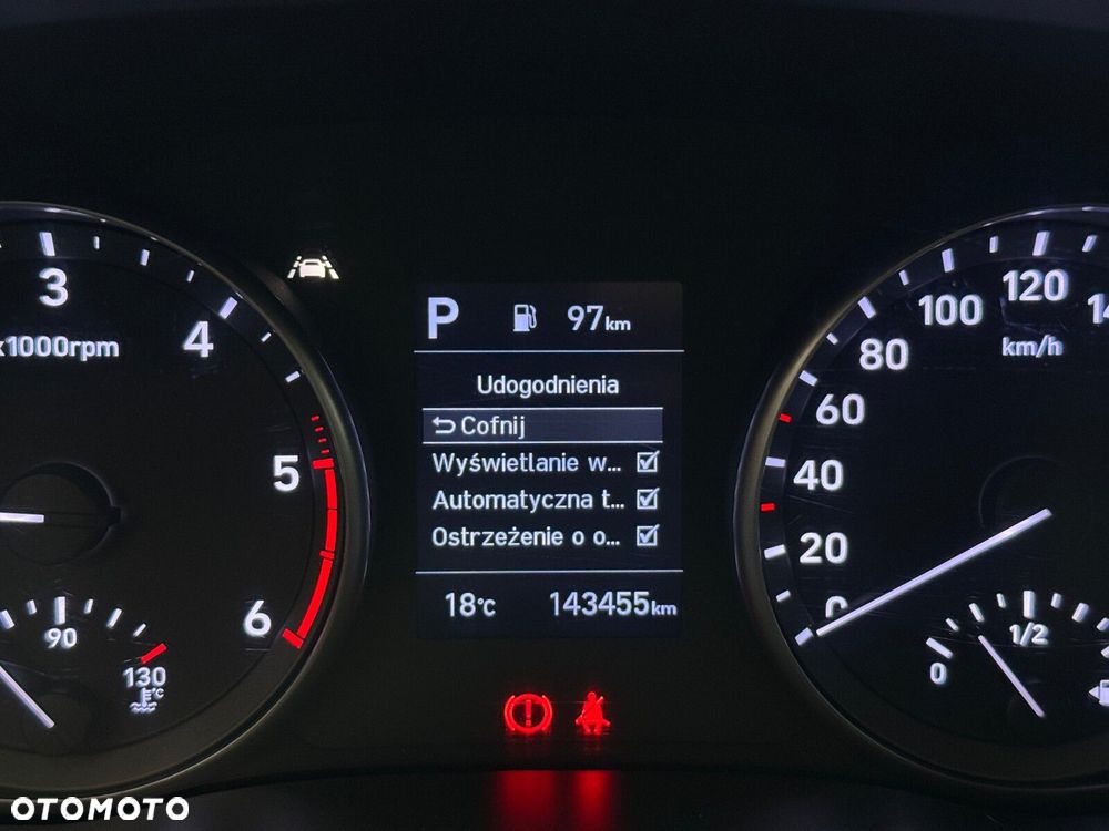 Hyundai i30 1.6 D Comfort DCT - 36