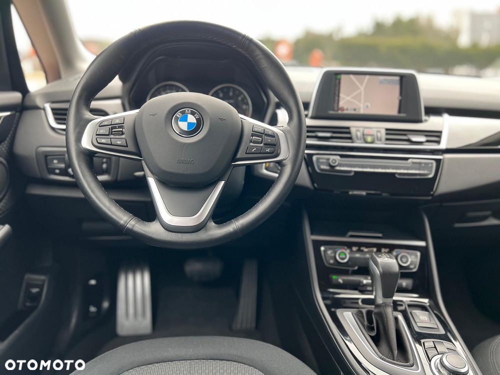 BMW Seria 2 218d Sport-Aut Sport Line - 14
