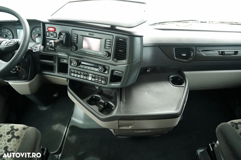Scania S 500 / RETARDER / PLATĂ JOSĂ / MEGA / REZERVORE DE COMBUSTIBIL 1.400 L / I-PARK COOL / DUPĂ CONTRACT DE SERVICE GOLD / - 31