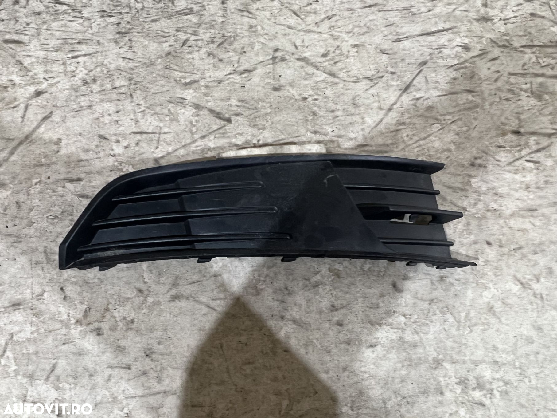 Grila dreapta fata, Skoda Fabia 3, 2014, 2015, 2016, 2017, 2018, 6V0807368. - 2