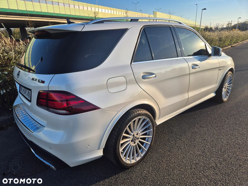 Mercedes-Benz GLE - 2