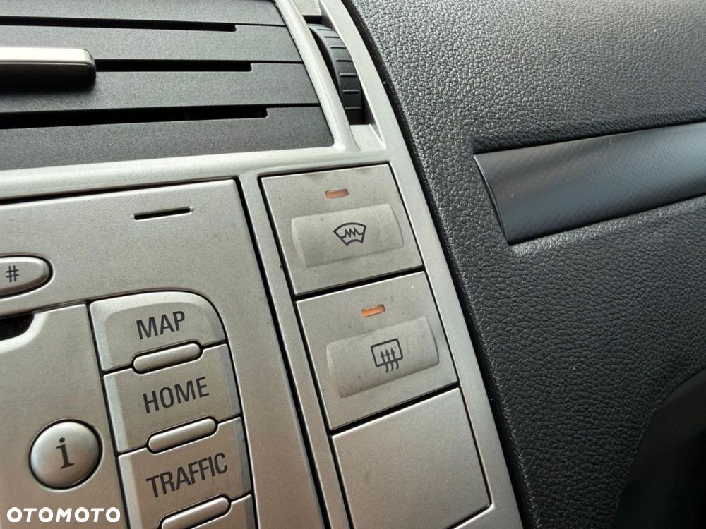 Ford Kuga - 39