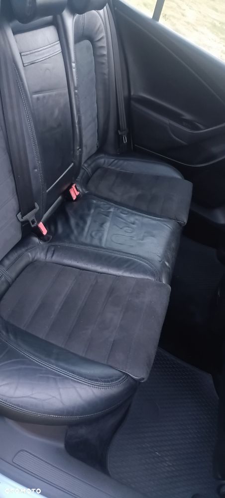 Volkswagen Passat - 5