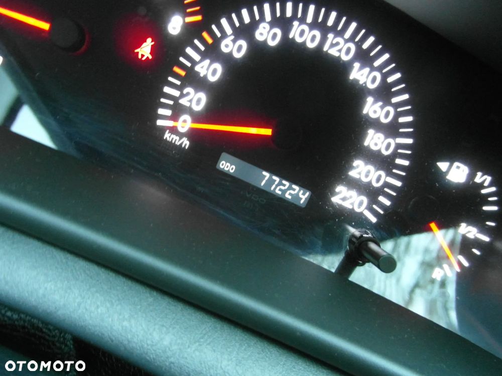 Toyota Corolla 1.6 VVT-i Automatik Edition - 24