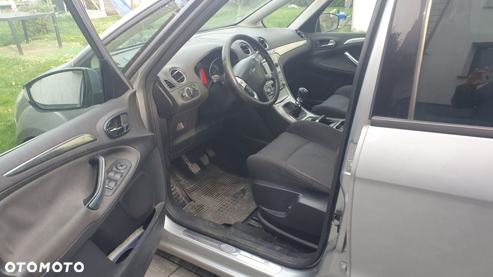 Ford S-Max - 6