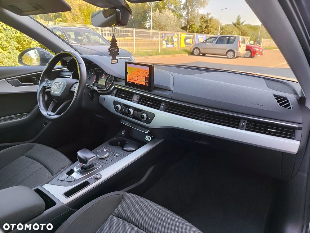 Audi A4 Limousine 2.0 TDI S tronic sport - 15