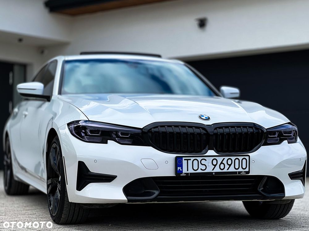BMW Seria 3 330i Sport Line sport - 3