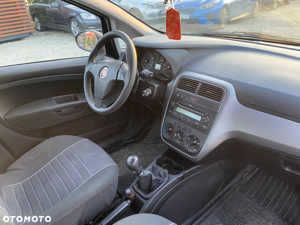 Fiat Punto - 22
