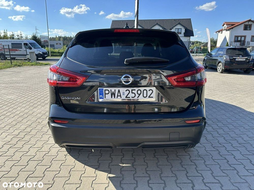 Nissan Qashqai 1.5 dCi N-Connecta - 6