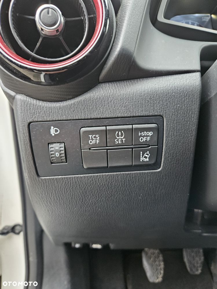 Mazda CX-3 SKYACTIV-G 120 FWD Sports-Line - 27