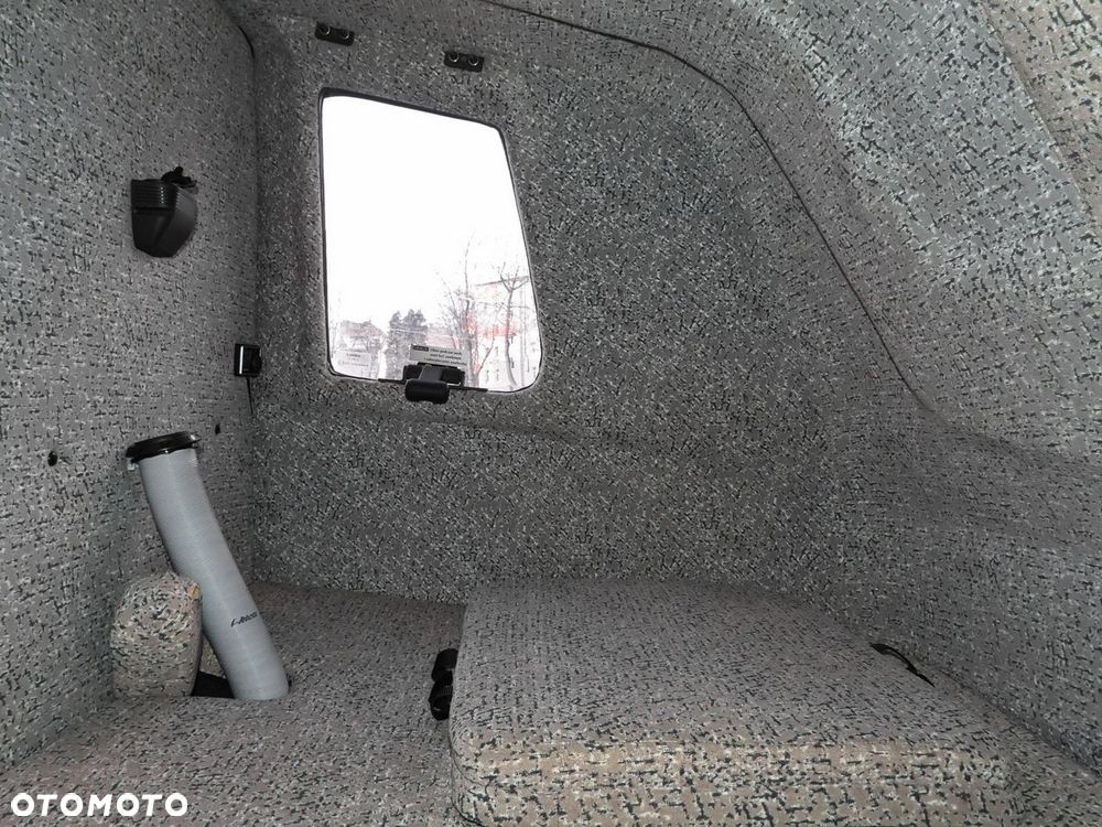 Iveco DAILY 35S16 PLANDEKA 10 PALET WEBASTO TEMPOMAT KLIMATYZACJA  160KM - 41