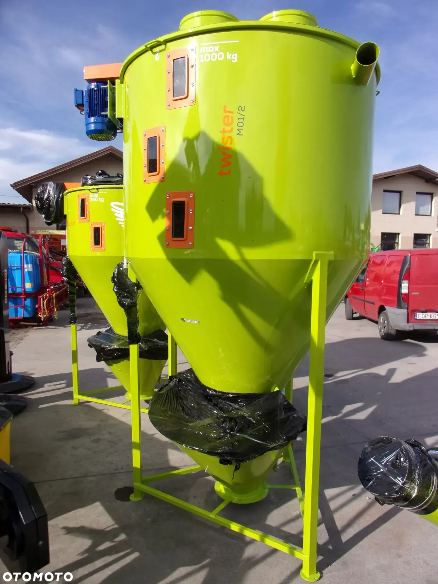 Inny Rozdrabniacz - śrutownik bijakowy Adraf S01/1 - 11kW, S01/0 - 7,5kW; H-115 POM Augustów - Mieszalnik pasz sypkich 750, 1000 kg ADRAF 2000 kg BIN - 8