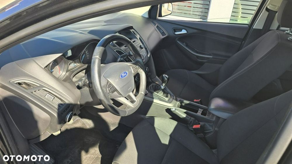 Ford Focus - 15