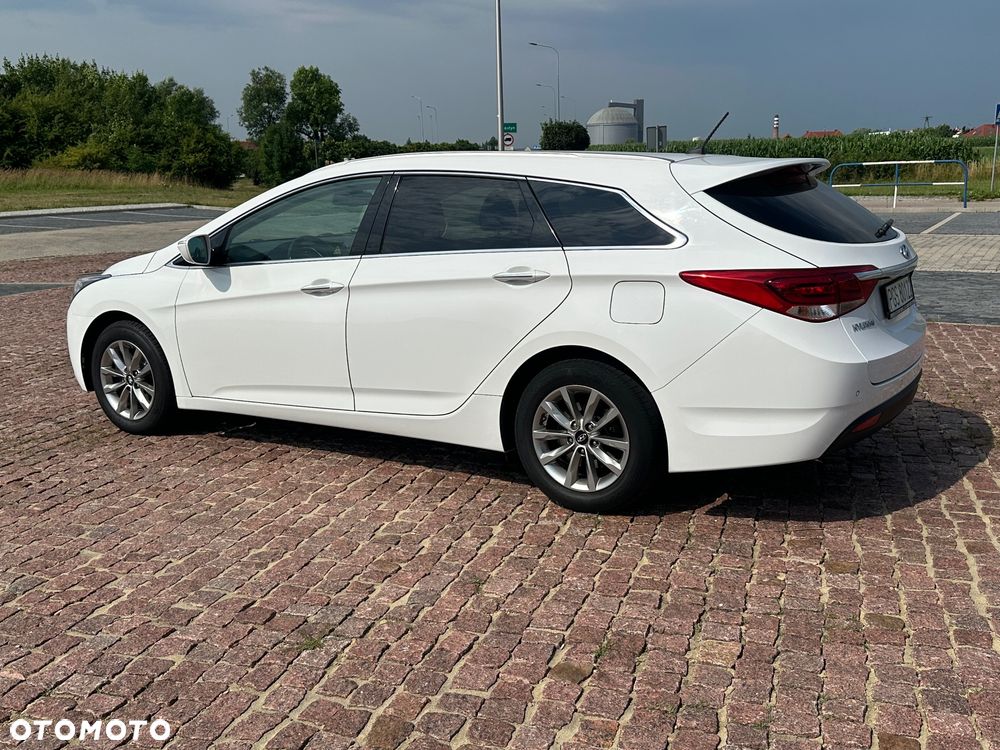 Hyundai i40 Kombi blue 1.7 CRDi Style - 28