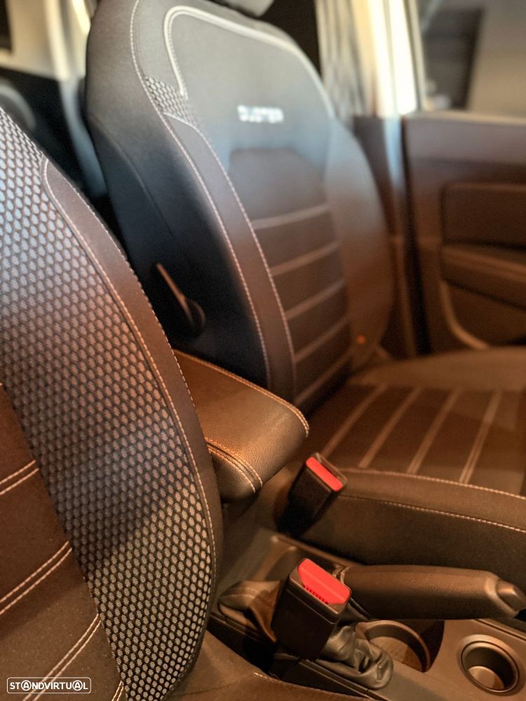 Dacia Duster 1.0 TCe Journey - 29