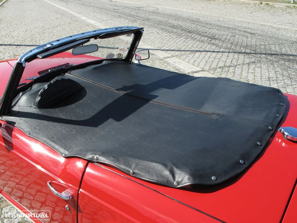 Triumph TR6 - 12