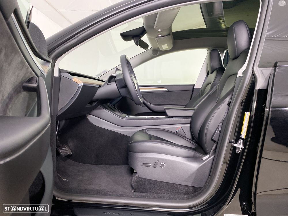 Tesla Model Y Tração Traseira - 10