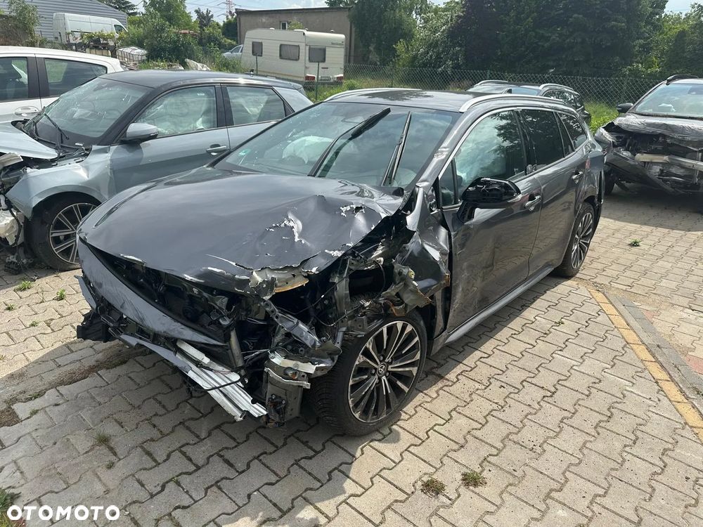 Toyota Corolla - 1