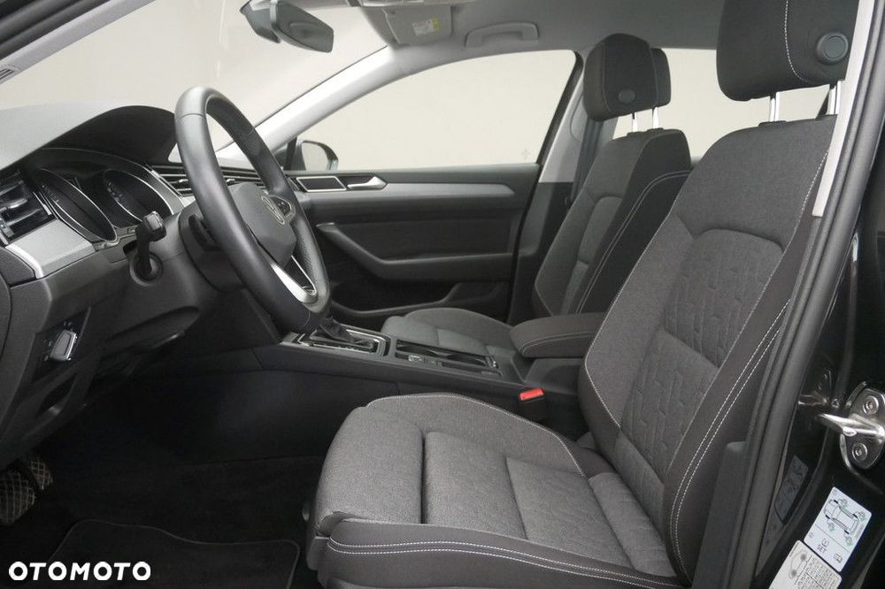 Volkswagen Passat Variant - 12