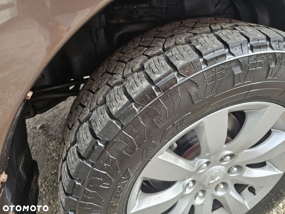 Mitsubishi Pajero 3.2 DID Intense + - 9