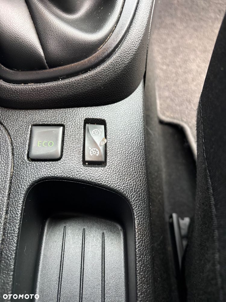 Renault Captur - 18