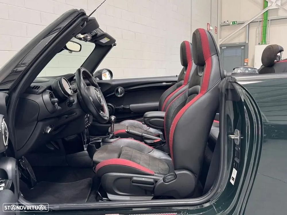 MINI Cabrio - 26