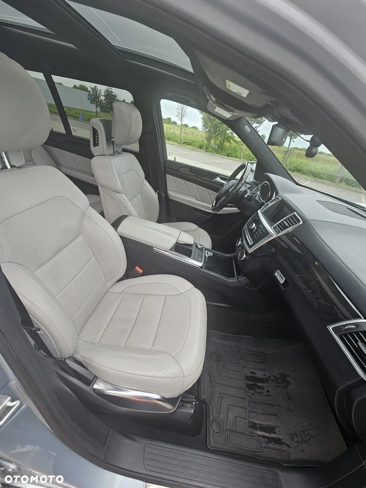 Mercedes-Benz GL 500 4Matic (BlueEFFICIENCY) 7G-TRONIC - 12