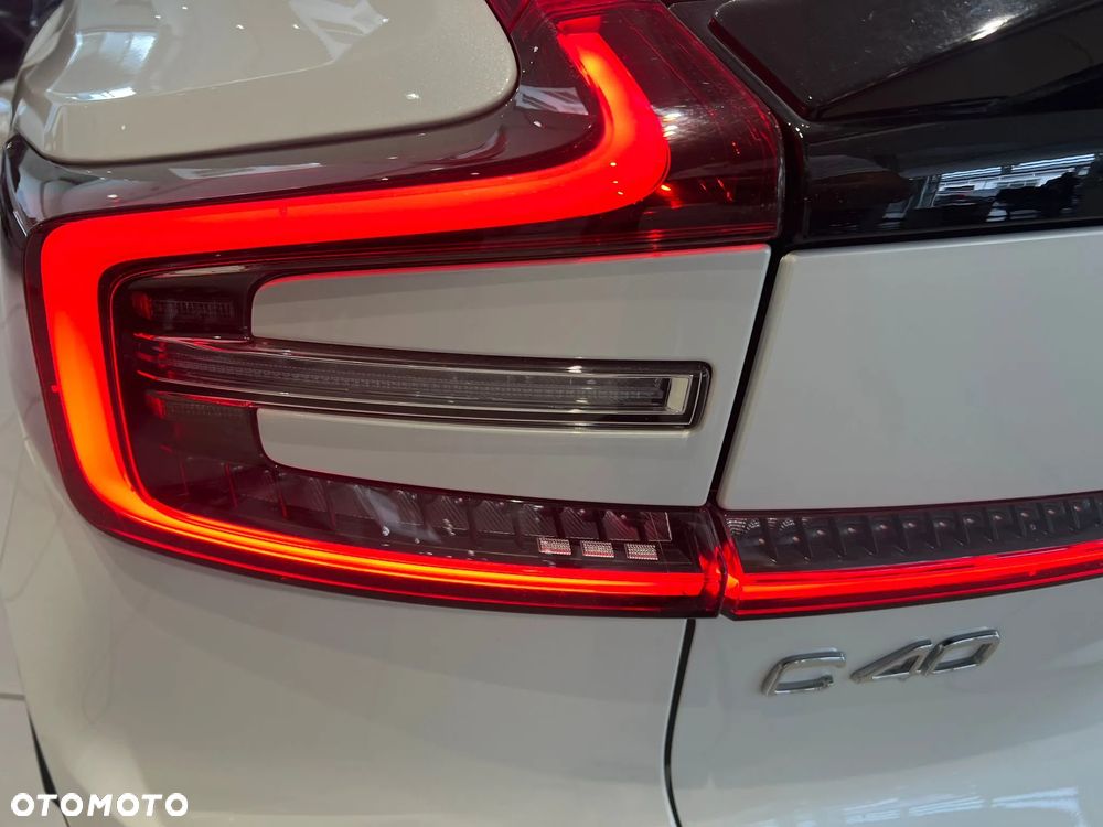 Volvo C40 Recharge 82 kWh Single M Extended Range RWD Ultimate - 6