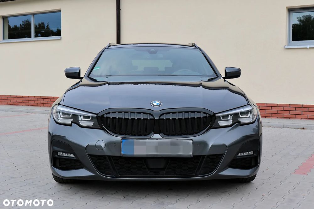 BMW Seria 3 320d Touring M Sport - 5