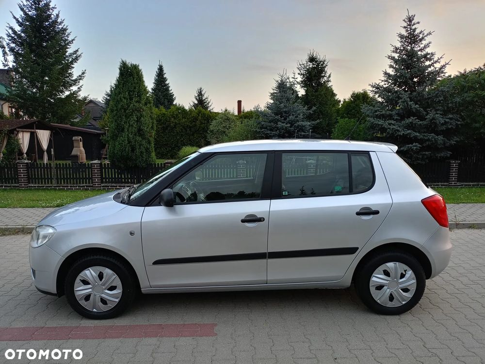 Skoda Fabia - 4