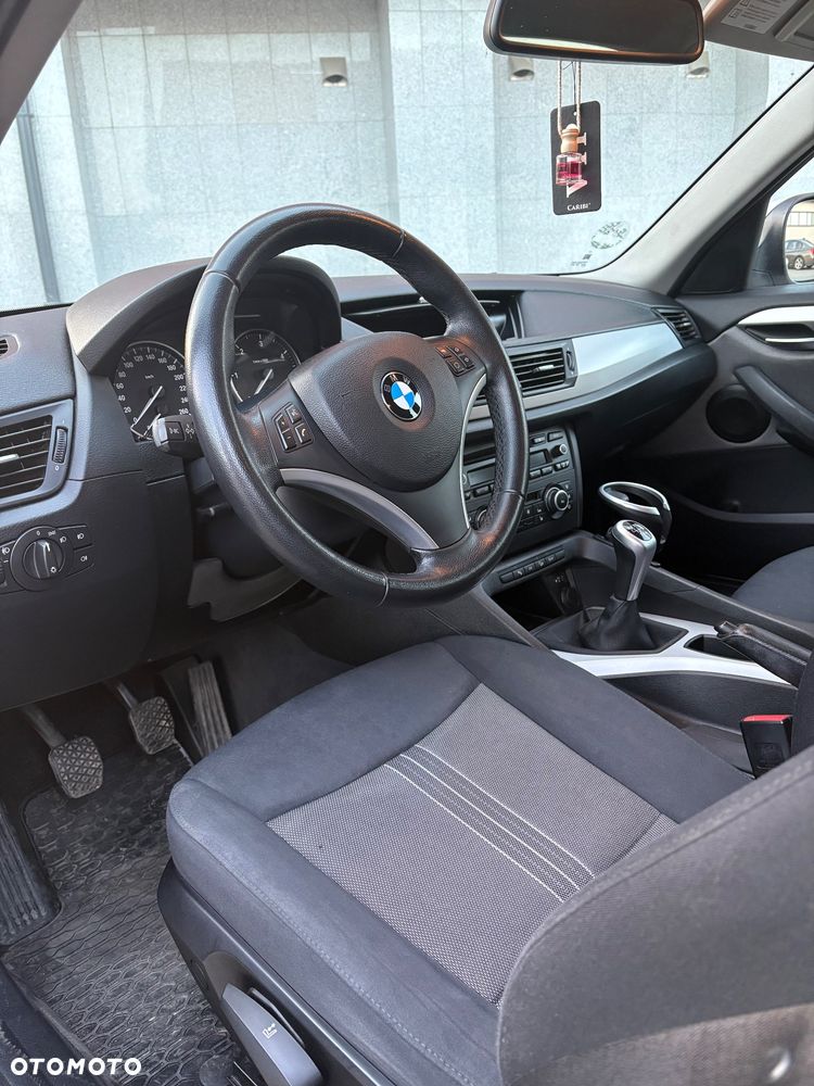 BMW X1 xDrive18d - 4