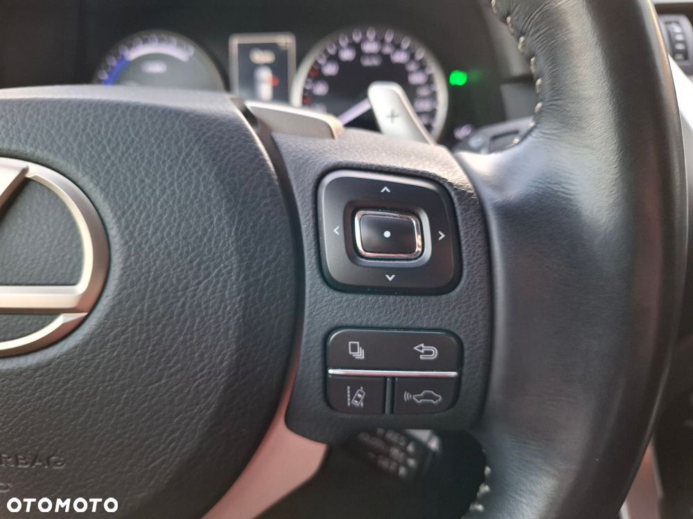 Lexus NX 300h Comfort AWD - 35