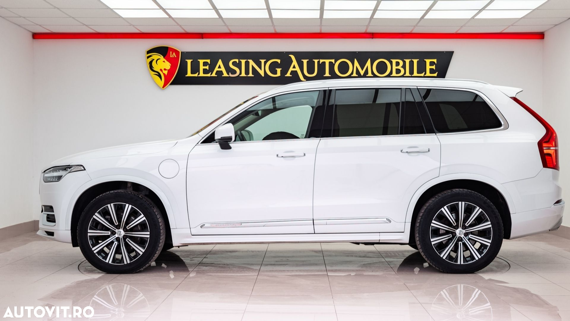 Volvo XC 90 T8 AWD Twin Engine Geartronic Inscription - 8