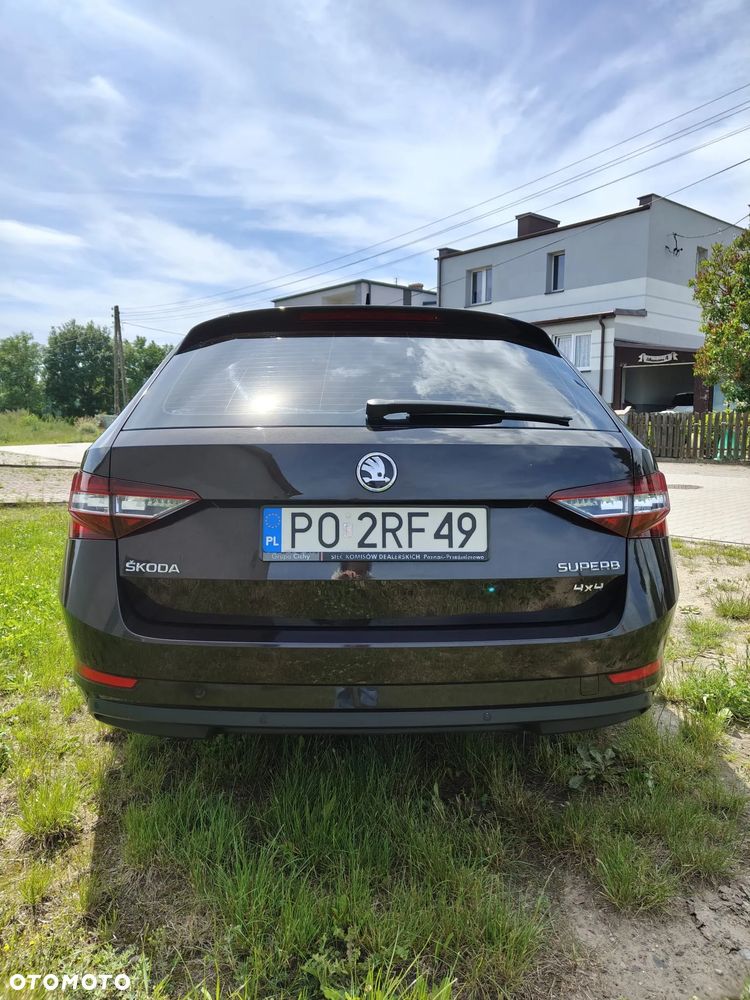 Skoda Superb 2.0 TDI 4x4 Style DSG - 27