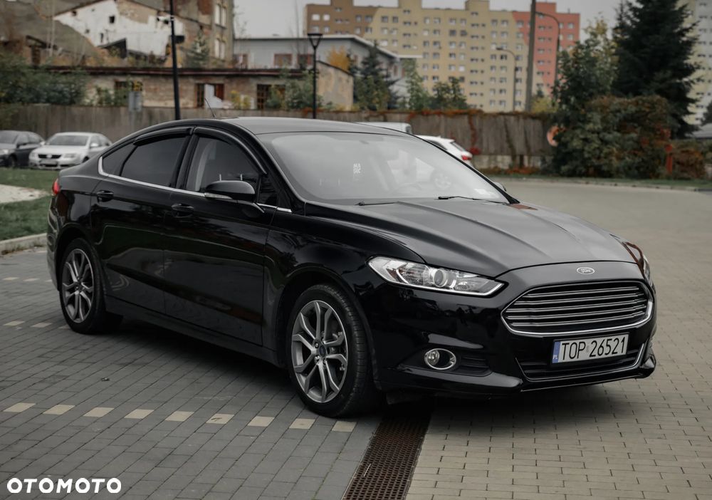 Ford Fusion - 16