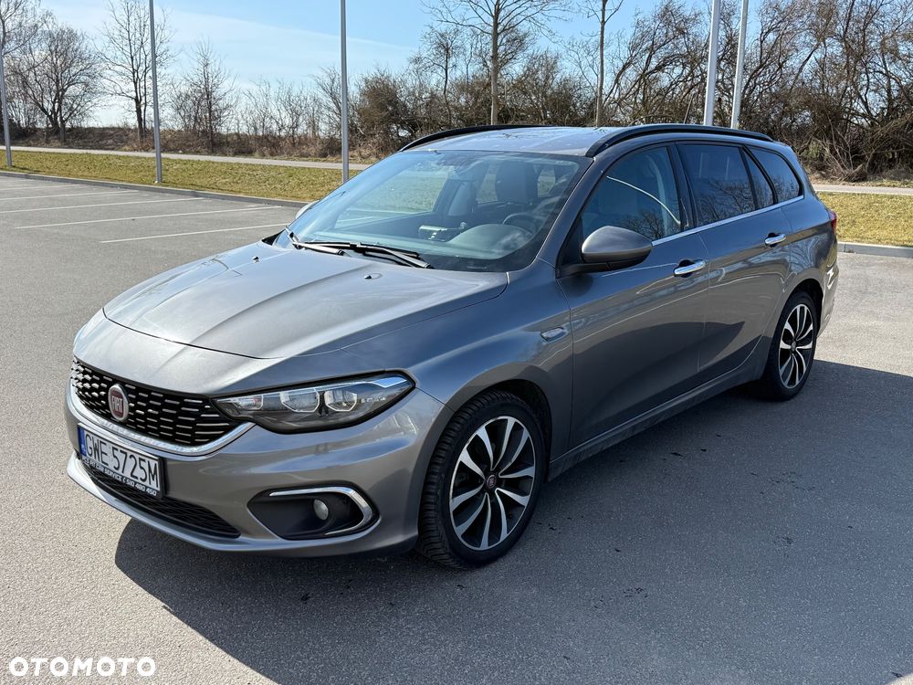 Fiat Tipo 1.6 MultiJet 16v Lounge - 1