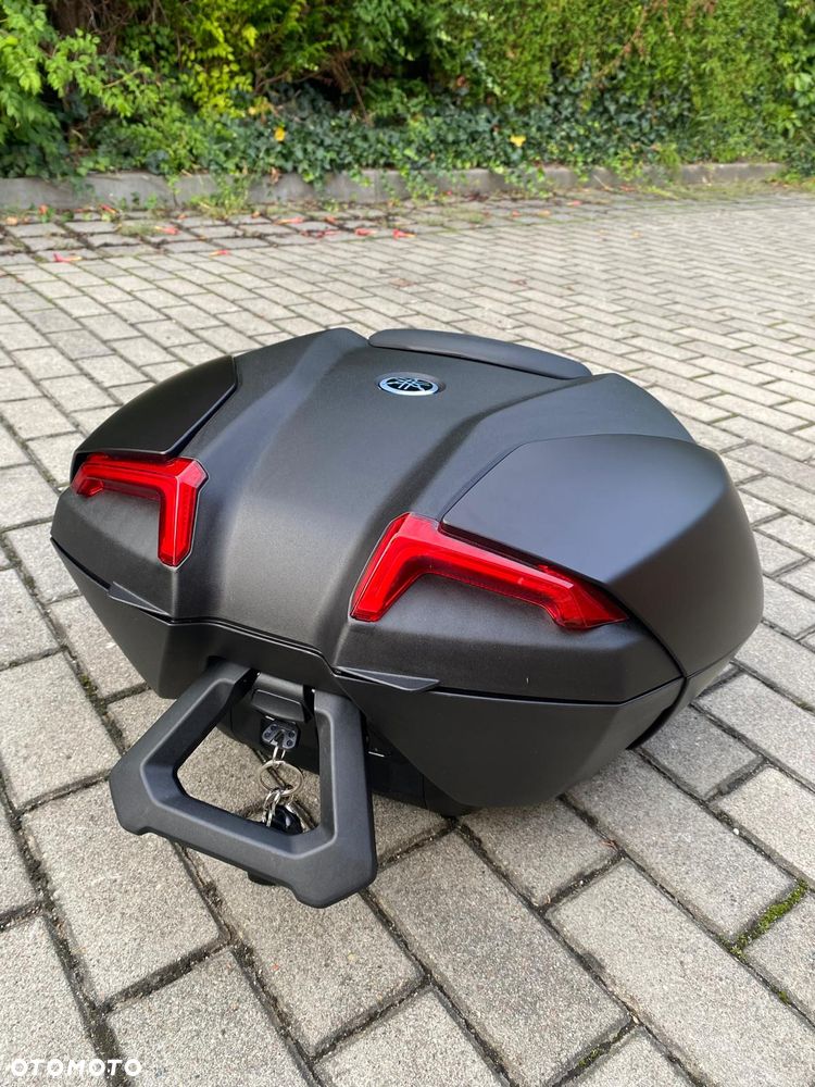 Yamaha X-max - 8