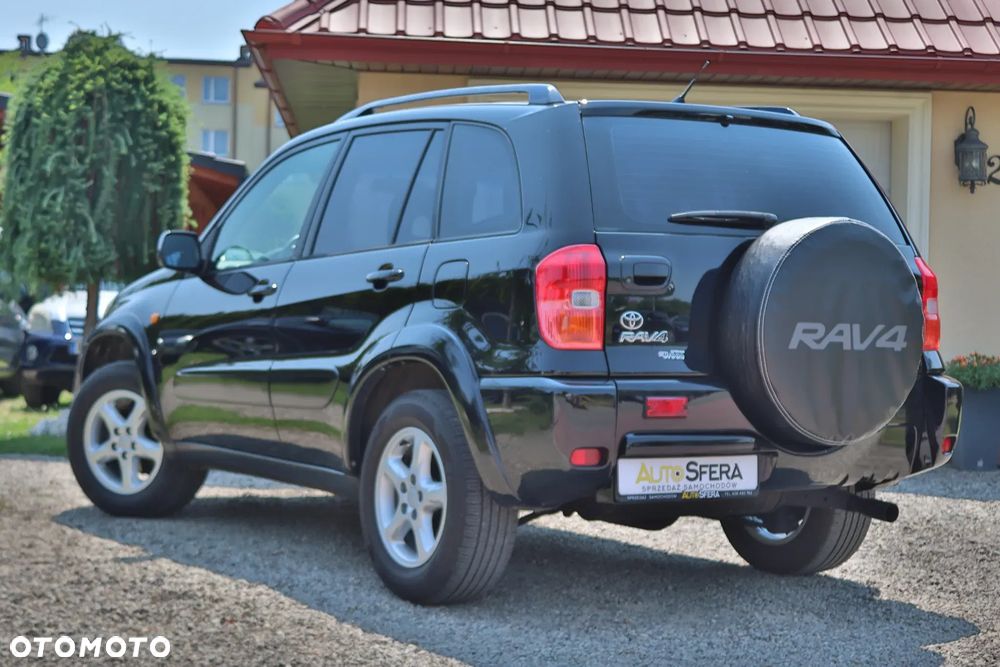 Toyota RAV4 4x4 - 6