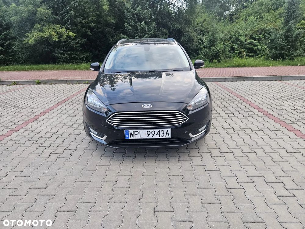 Ford Focus 1.5 EcoBoost STart-Stopp-System TITANIUM - 2