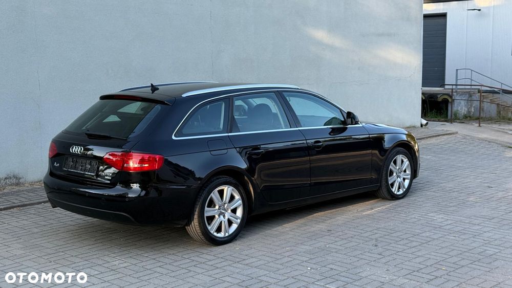 Audi A4 Avant 2.0 TDI - 9