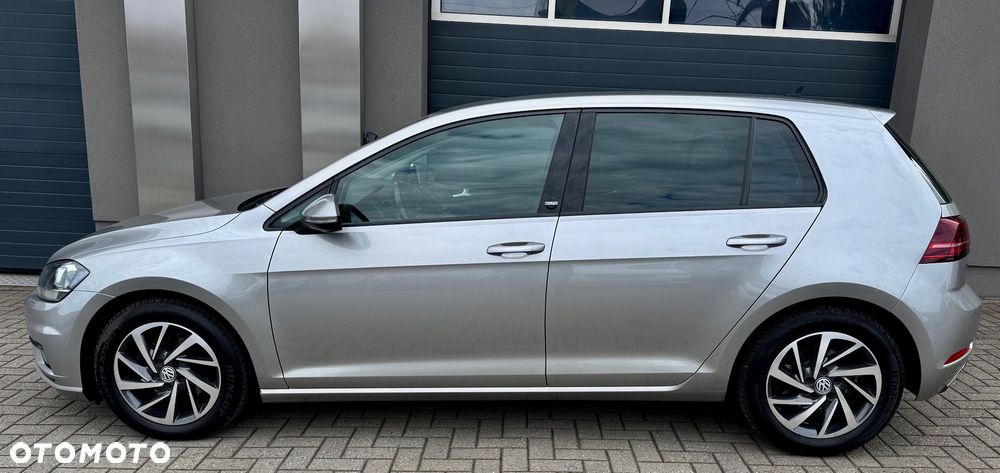 Volkswagen Golf 1.5 TSI ACT Sound - 10