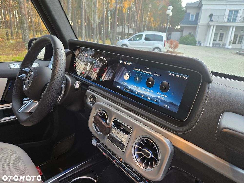 Mercedes-Benz Klasa G 400 d - 24