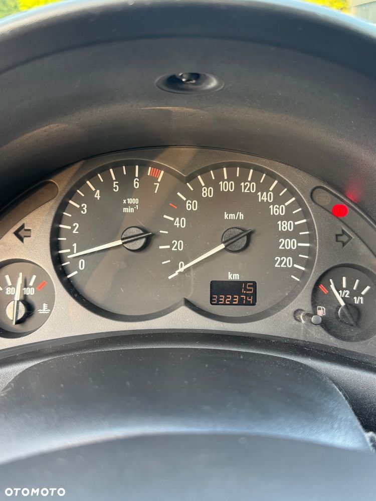 Opel Corsa 1.2 16V Comfort - 11