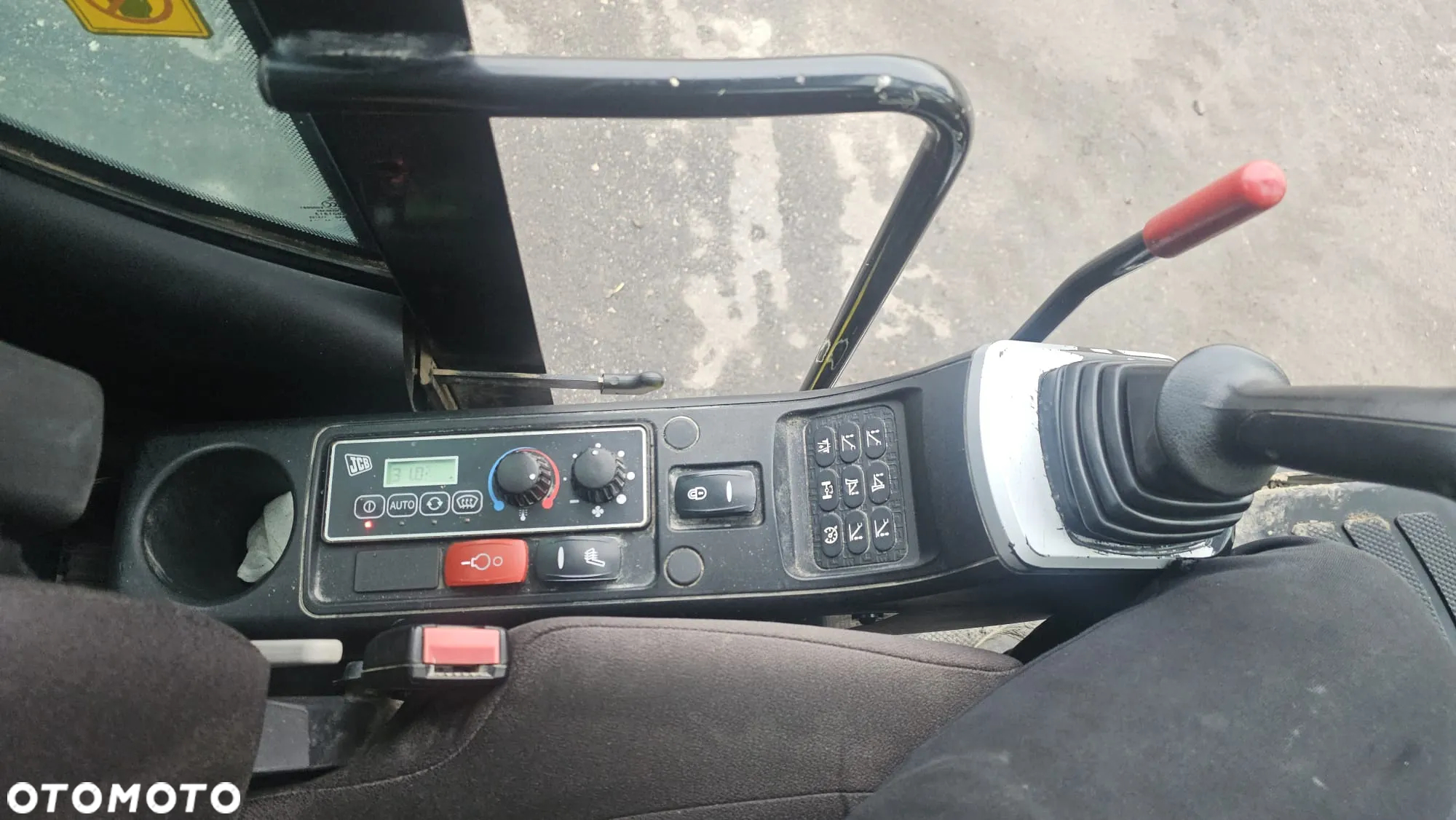 JCB JS175W - 30