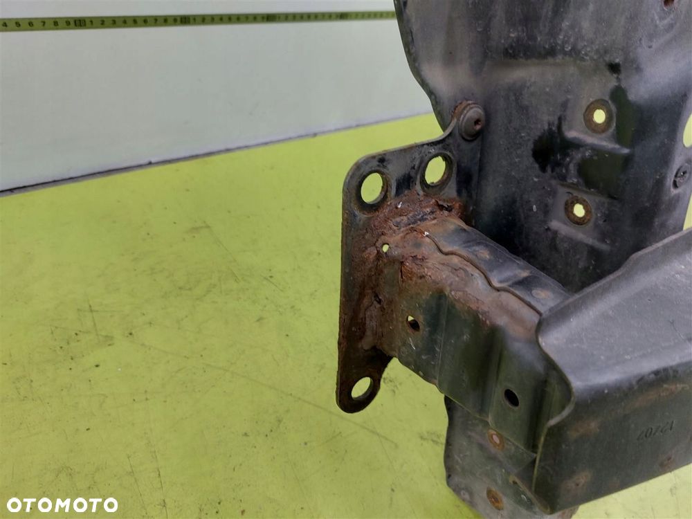 Pas przedni wzmocnienie Skoda Roomster 2006-2010 PRZED LIFT 1.4 TDI - 4