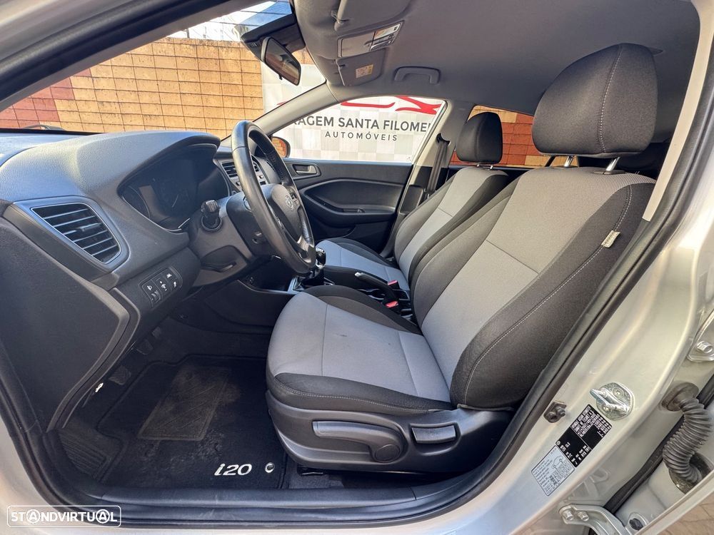 Hyundai i20 1.2 Comfort - 9
