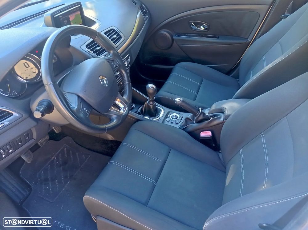 Renault Mégane 1.5 dCi Dynamique CO2 Champion - 12