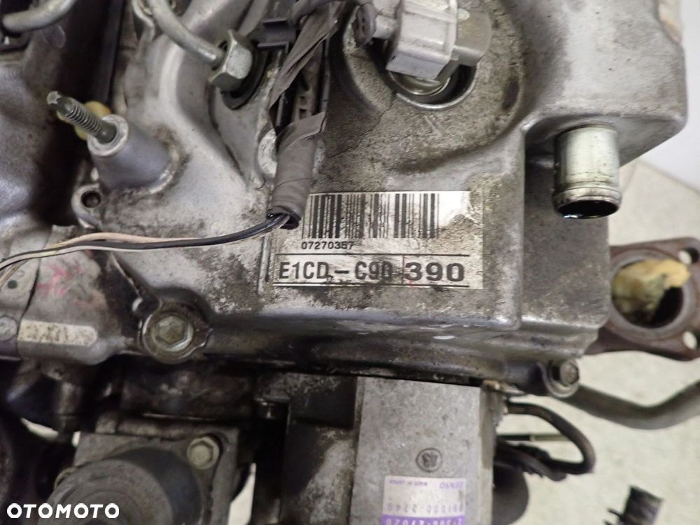 TOYOTA COROLLA E12 AVENSIS T25 2,0 D4D SILNIK 116 KM - 5