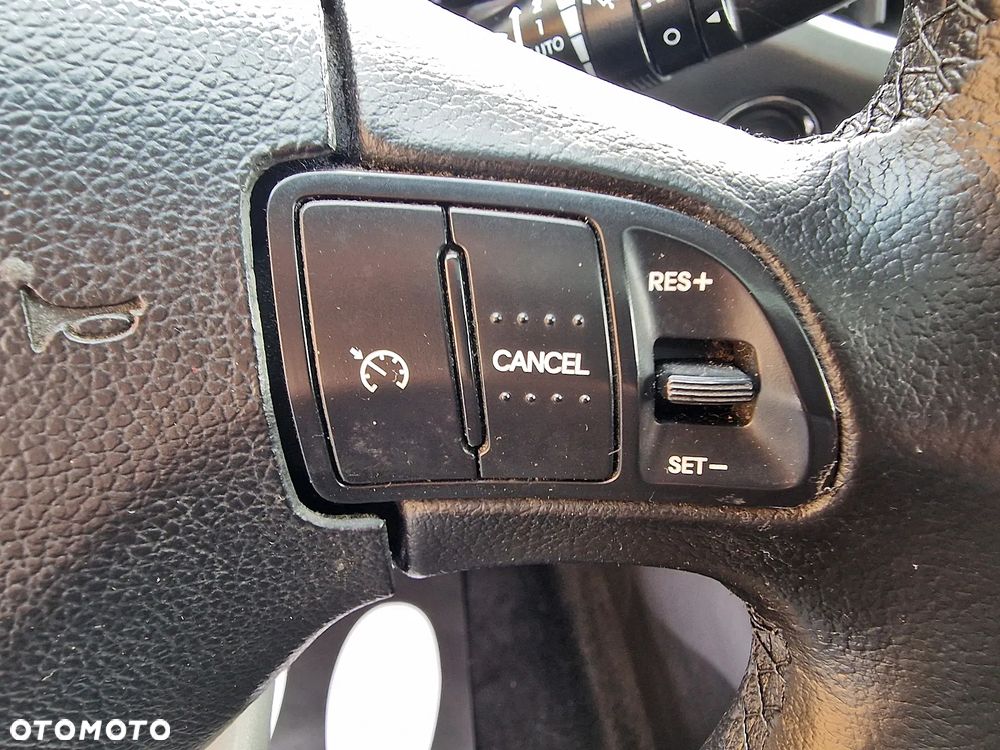 Kia Sportage 1.7 CRDI 2WD Attract - 17