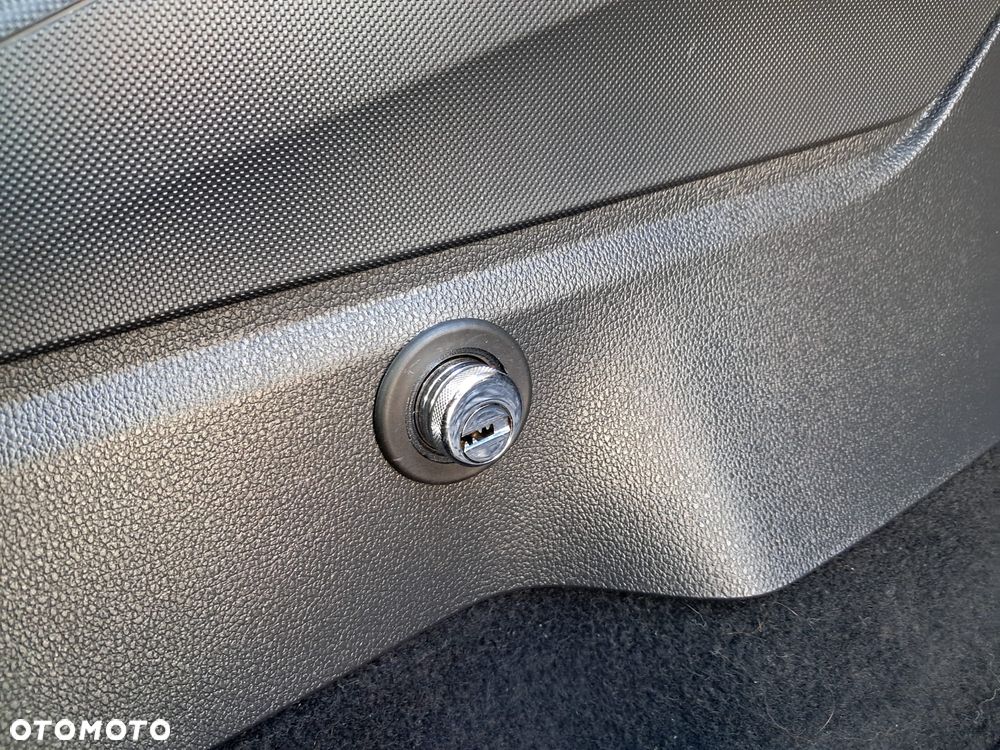 Skoda Fabia 1.0 TSI Ambition - 28